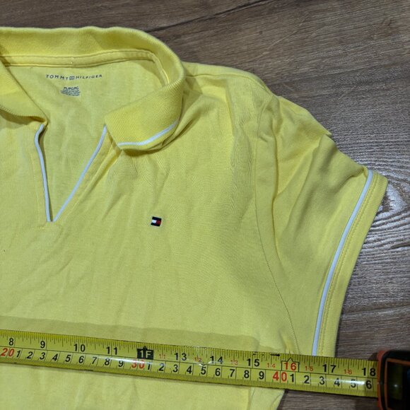 Tommy Hilfiger Women's Short Sleeve Polo Shirt With White Piping Detail - Picture 4 of 6